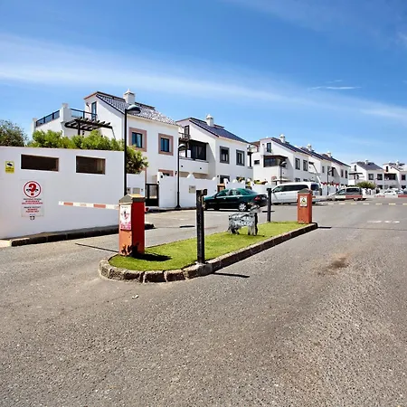 Semesterbostad Zoe *